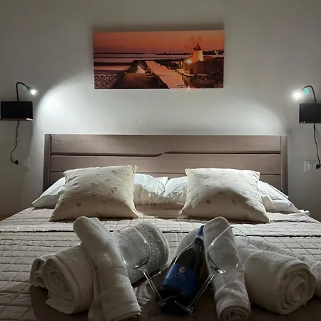 Stagnone Sunset Holidays *